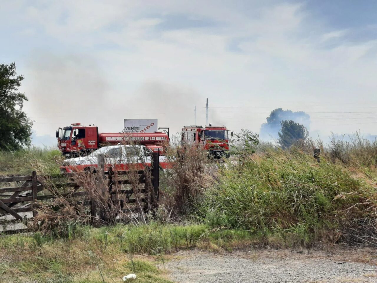 BOMBEROS INTERVINIERON EN UN INCENDIO DE UN TRANSFORMADOR EN LAS ROSAS