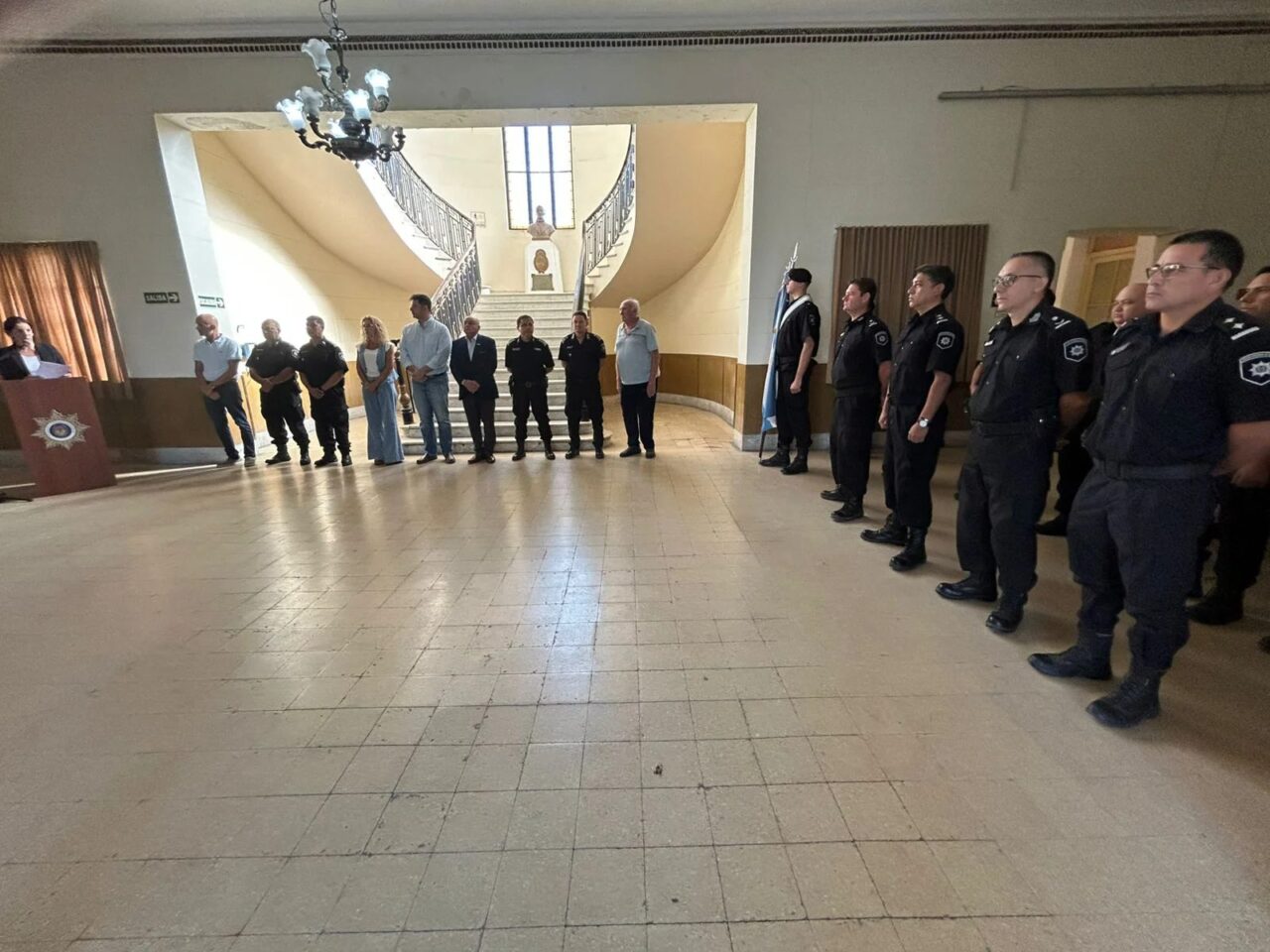 ASUMIÓ EL NUEVO JEFE DE LA URX EN UN ACTO CON AUTORIDADES PROVINCIALES Y LOCALES