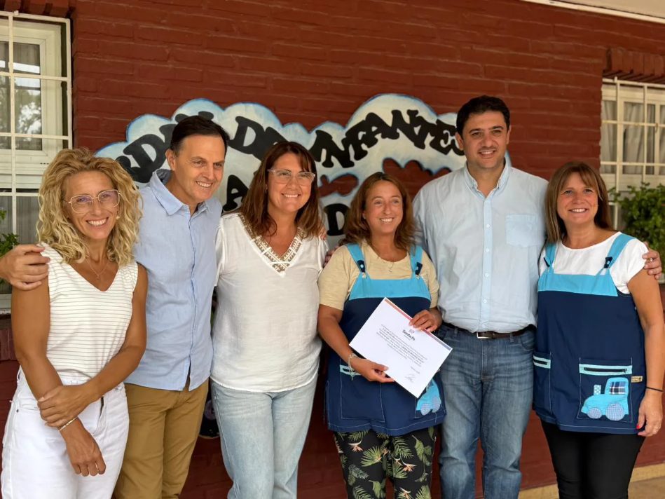 EL INTENDENTE CHALE Y EL SENADOR RASETTO ENTREGARON UN APORTE DE FANI POR MÁS DE $23 MILLONES AL JARDÍN RAYO DE SOL