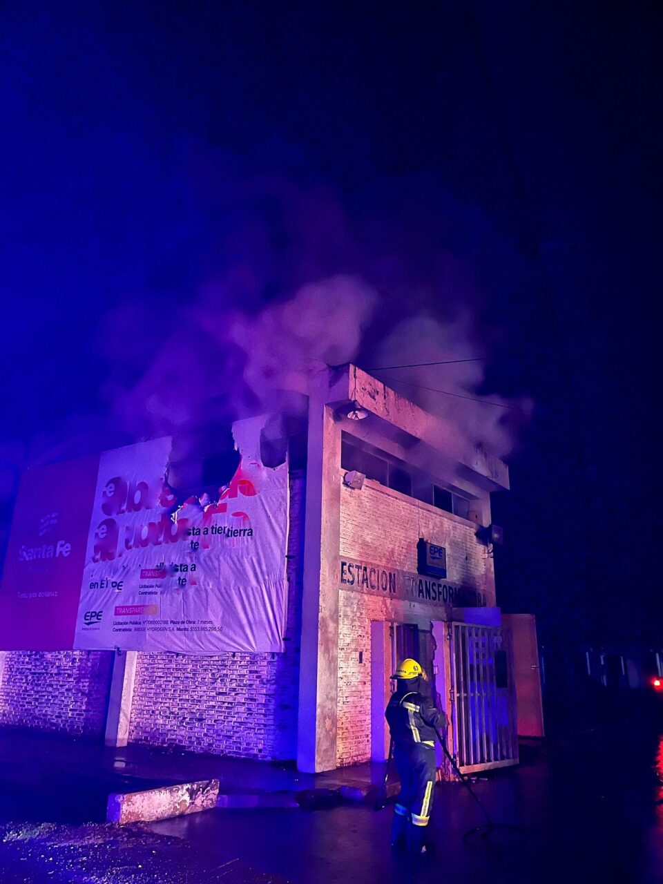 INTENSO TRABAJO DE BOMBEROS DE CAÑADA DE GÓMEZ DURANTE EL FIN DE SEMANA