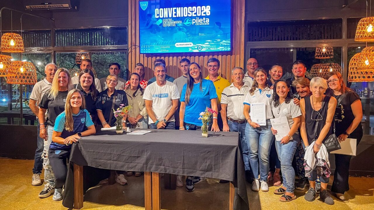 ALMAFUERTE FIRMÓ UN CONVENIO PARA EL USO DE LA PILETA CLIMATIZADA