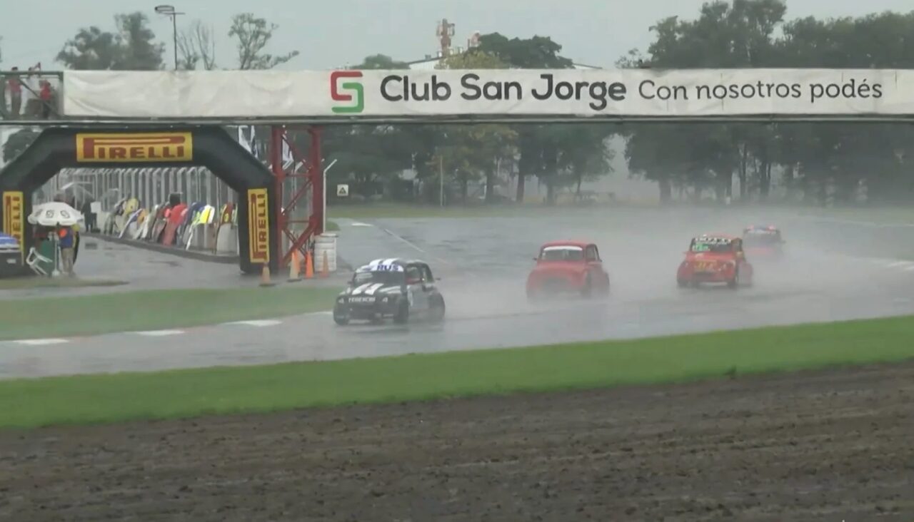 EL NUEVO CAR SHOW COMENZÓ BAJO LA LLUVIA EN SAN JORGE