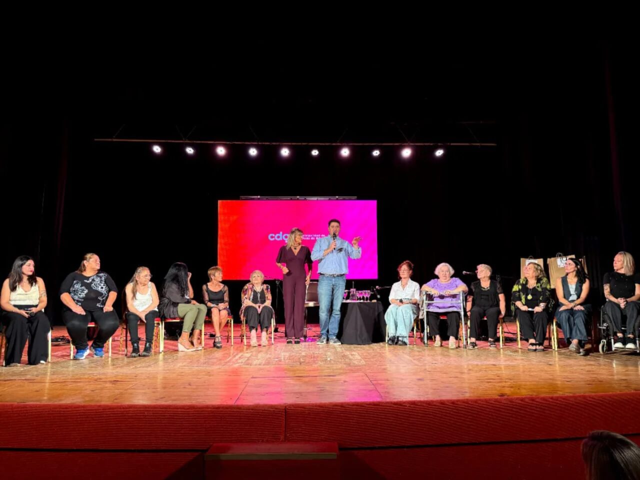 EMOTIVO RECONOCIMIENTO A LAS MUJERES SEMILLA 2026 EN EL TEATRO VERDI