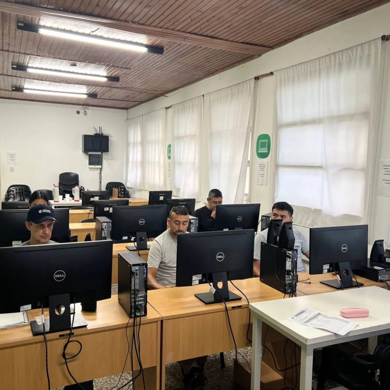 COMENZÓ EL CURSO DE EXCEL EMPRESARIAL EN LAS PAREJAS