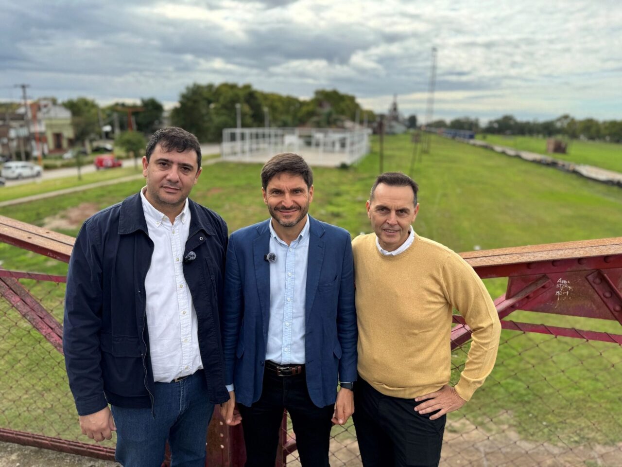 EL INTENDENTE CHALE RECIBIÓ AL GOBERNADOR PULLARO PARA RECORRER PRÓXIMAS OBRAS PARA TRANSFORMAR LA CIUDAD