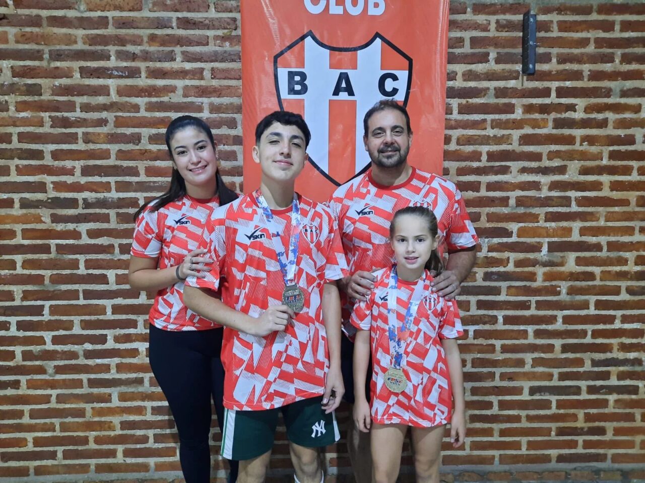 BELGRANO DE LAS ROSAS CELEBRA DOS CAMPEONES PROVINCIALES EN PATÍN