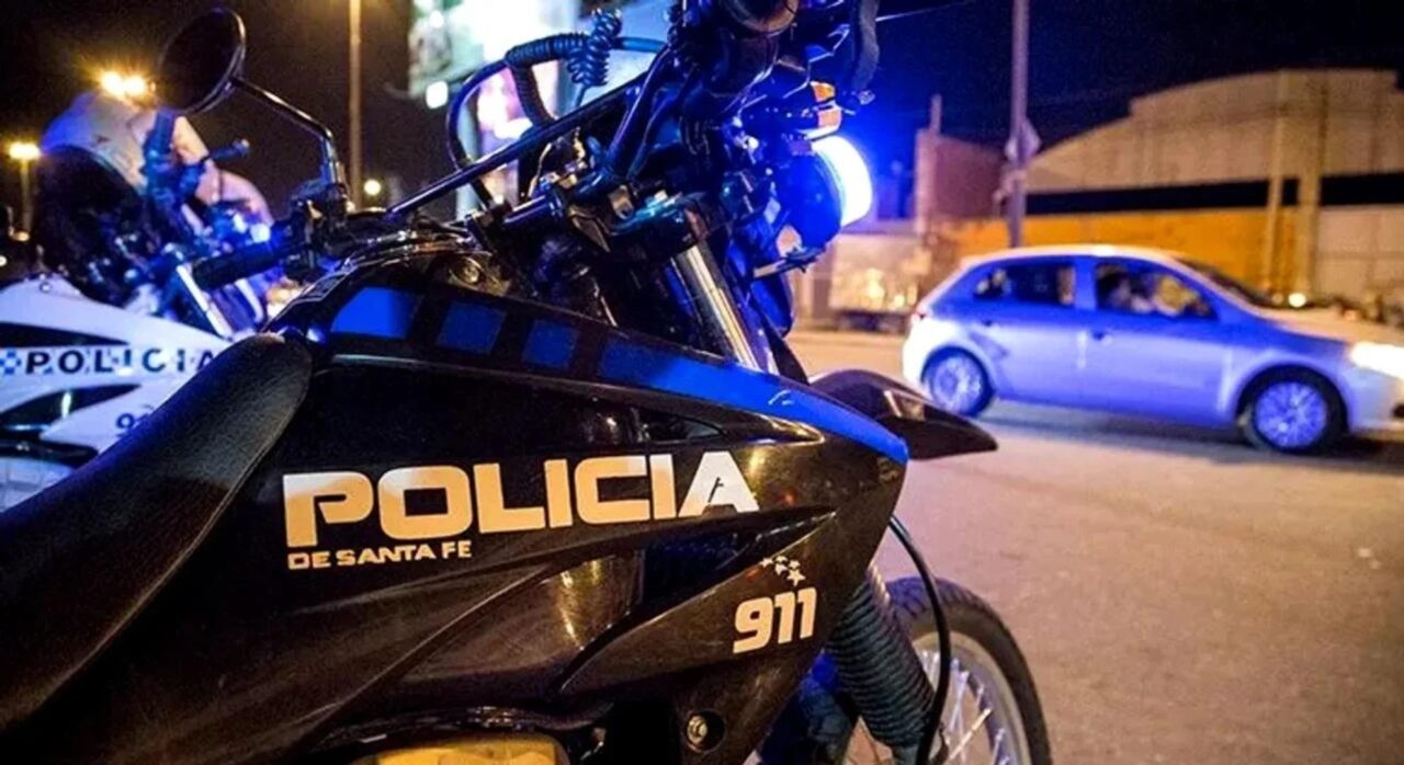 PELEA ENTRE GRUPOS EN LA VÍA PÚBLICA TERMINÓ CON SEIS APREHENDIDOS EN LAS PAREJAS