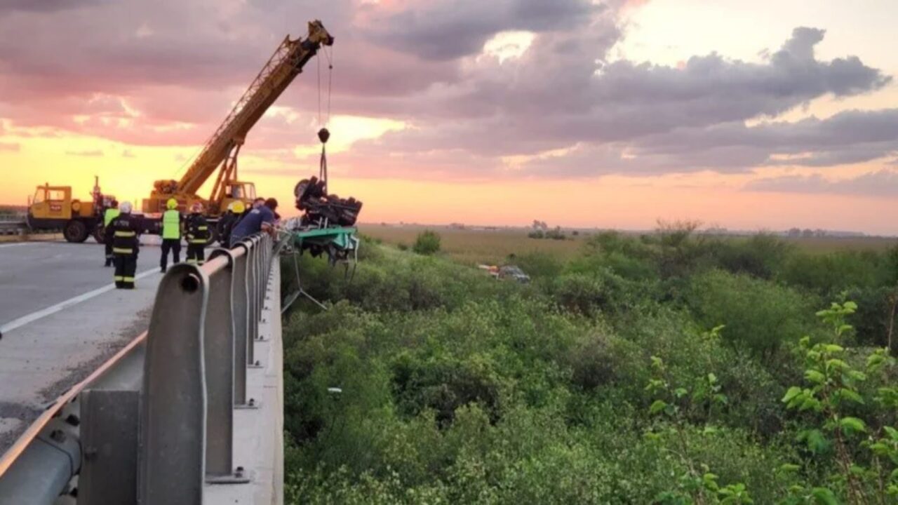 HALLARON MUERTO AL CHOFER TRAS RETIRAR EL CAMIÓN DEL ARROYO TORTUGAS