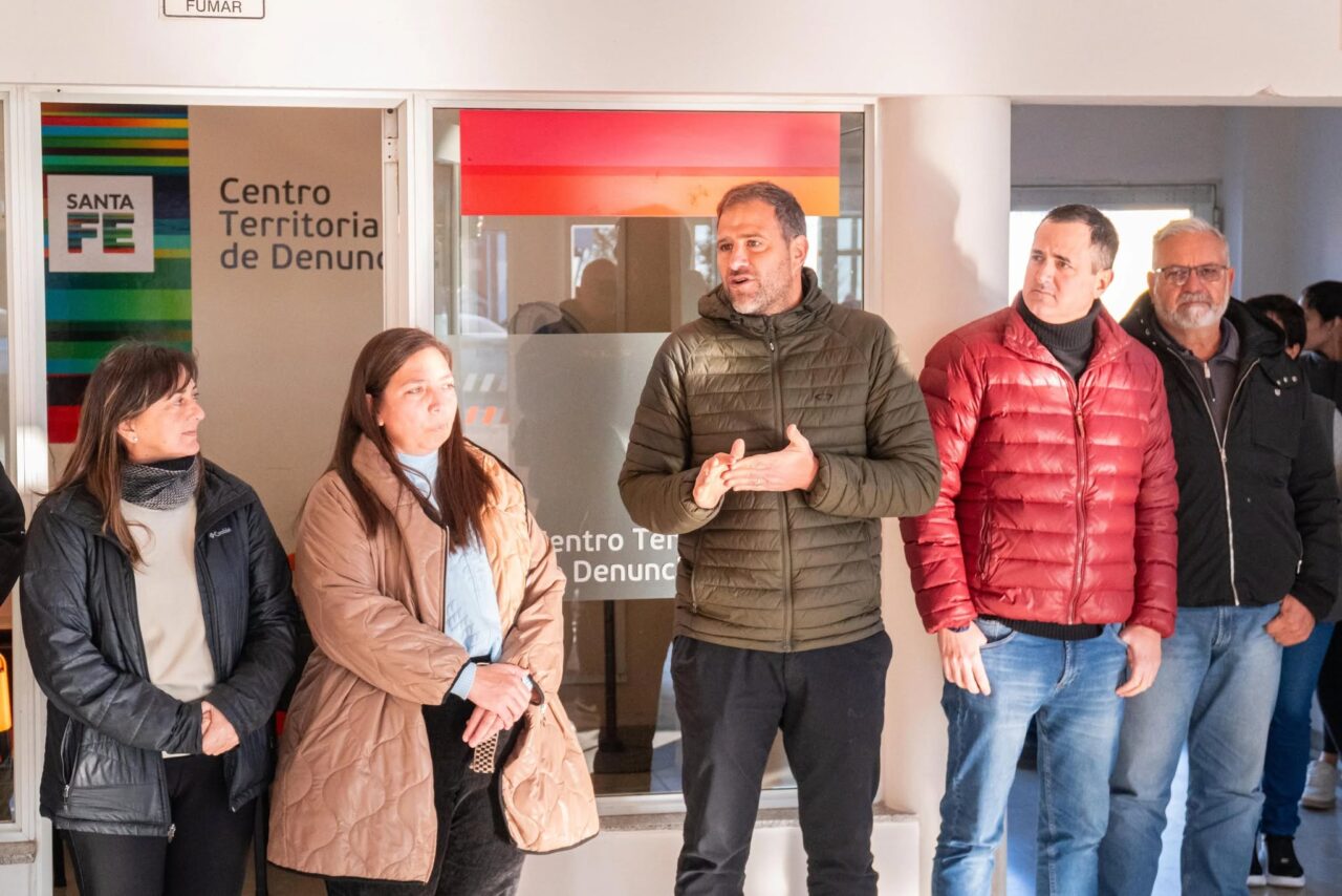 ARMSTRONG INAUGURÓ NUEVAS DEPENDENCIAS MUNICIPALES