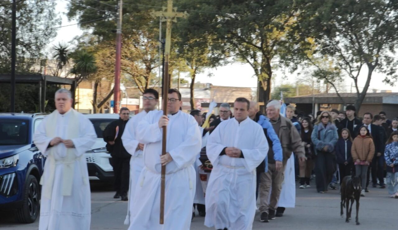 LOS RESTOS DEL PADRE FIZ YA DESCANSAN EN LA PARROQUIA DE MONTES DE OCA