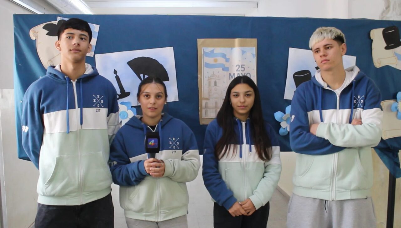 LAS ROSAS: ESTUDIANTES DE LA ESCUELA 217 SE PREPARAN PARA CELEBRAR EL DÍA DE LA BANDERA