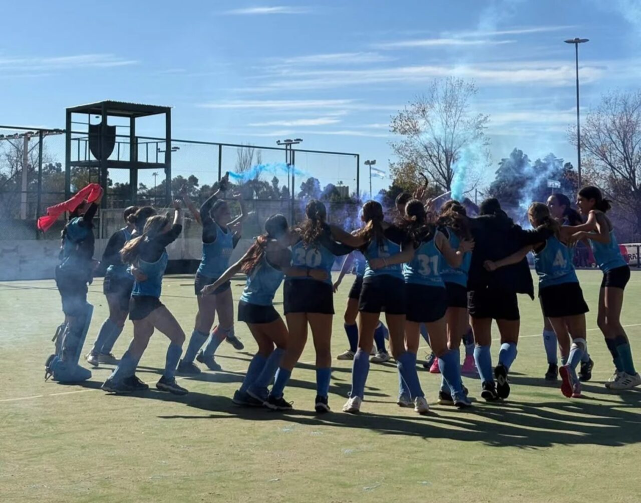 LA SUB 16 DE ALMAFUERTE SE CONSAGRÓ CAMPEONA DEL TORNEO APERTURA DE HOCKEY