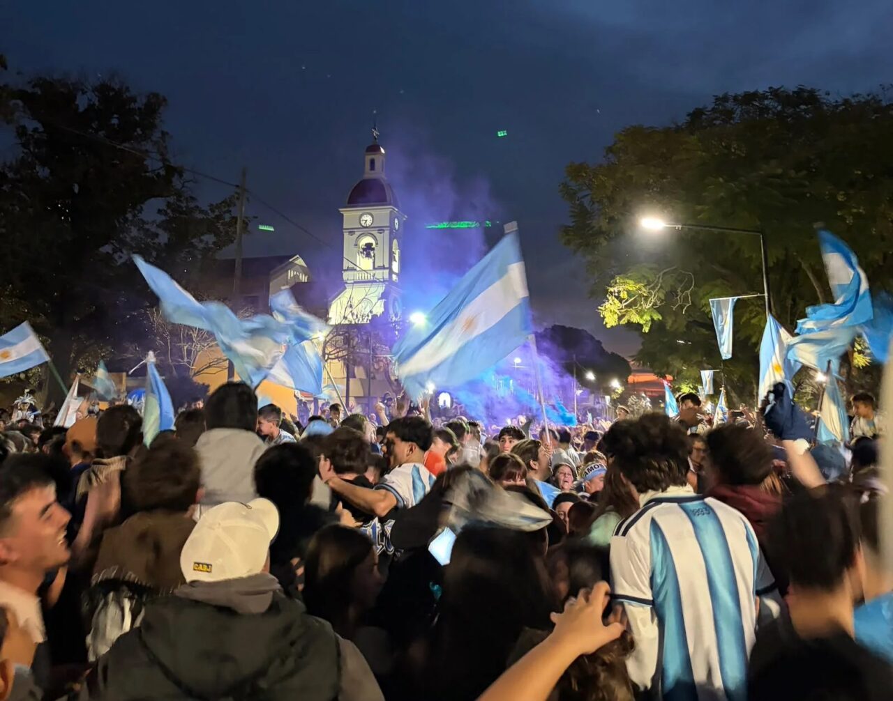 ARGENTINA ESTÁ EN LA FINAL: ASÍ SE VIVIÓ UNA TARDE HISTÓRICA EN LAS ROSAS