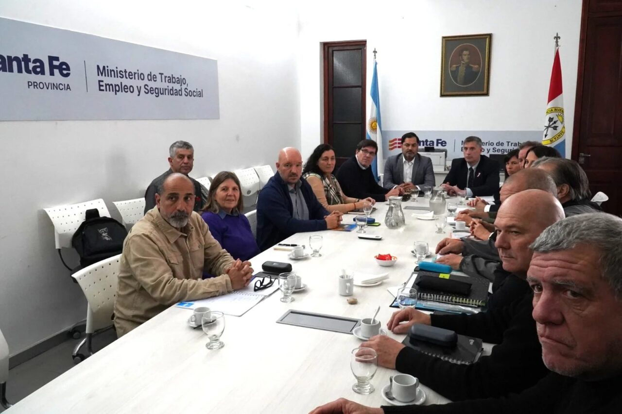 SE REALIZÓ LA REUNIÓN DE LA PARITARIA PROVINCIAL DOCENTE
